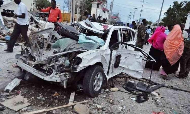Segundo a Uni�o Nacional de Jornalistas Somalis, um jornalista do canal Universal TV morreu no ataque(foto: AFP)