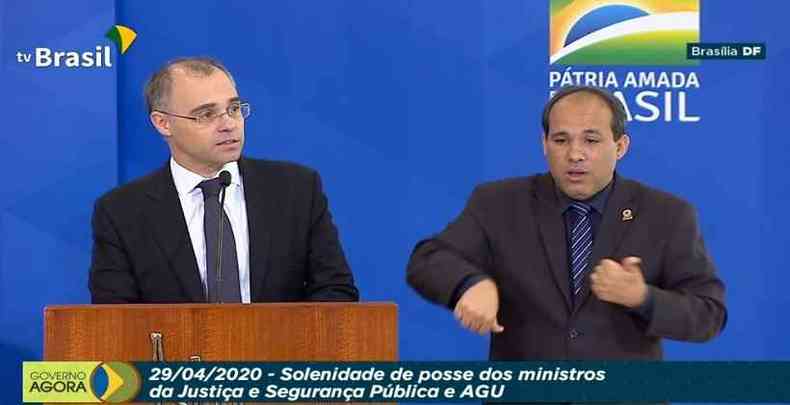 Andr Mendona garante que a Polcia Federal ter mais atuao em conjunto com o Ministrio da Justia no combate  criminalidade(foto: Reproduo/Rede Brasil)