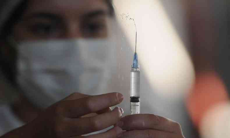 Vacinao em Minas deve contemplar pessoas de 18 anos ou menos a partir de setembro (foto: Leandro Couri/EM/DA Press)
