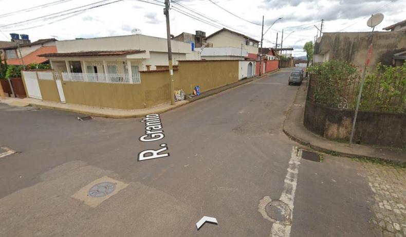 Ciúmes levou mulher a esfaquear outra: ela acredita ser a amante do marido(foto: Google Street View ) Ciúmes levou mulher a esfaquear outra: ela acredita ser a amante do marido