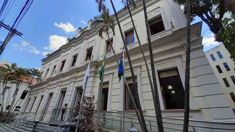 Fachada da Cmara Municipal de Juiz de Fora, na Zona da Mata(foto: Marcos Alfredo/Especial para o EM/D. A Press)