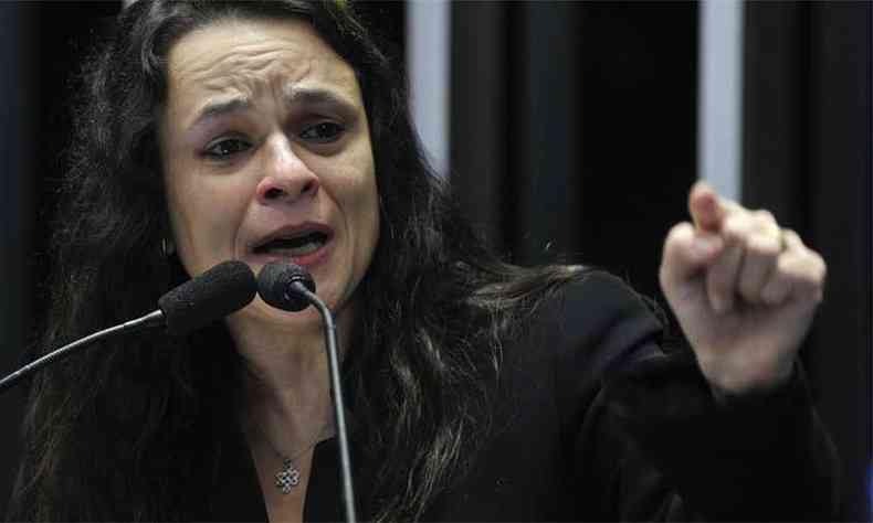 Janaina Paschoal reclama que est sendo perseguida na USP(foto: Jane de Arajo/Agncia Senado)
