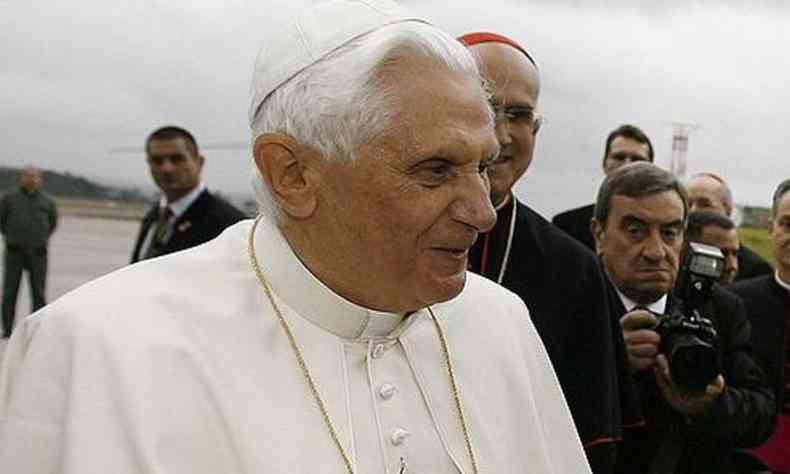Imagem do papa emrito Bento XVI em maio de 2009(foto: Wikipedia commons)