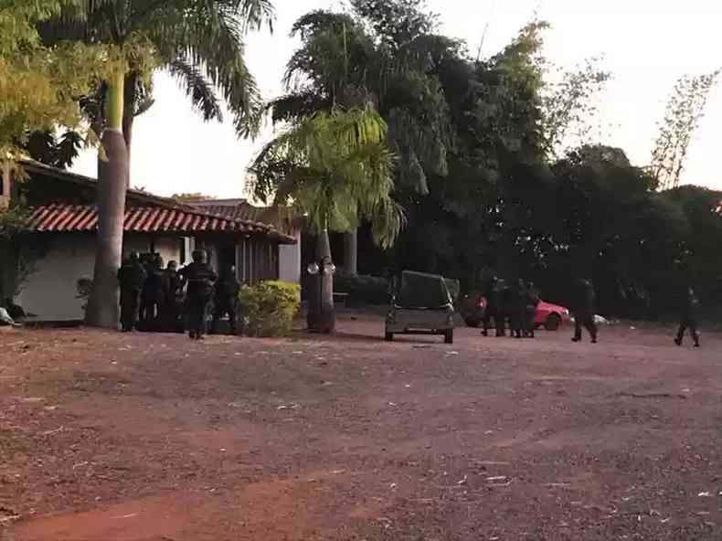 Grupos mudaram de local na ltima semana mas polcia identificou a nova sede do acampamento(foto: PCDF/Divulgao)