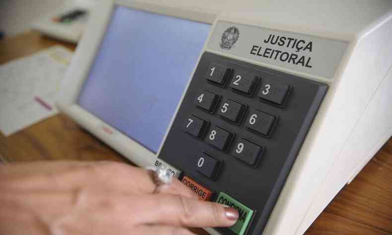 Bolsonaristas atacam sistema de votao(foto: Fbio Pozzebom/Agncia Brasil)