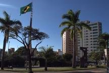 O que abre e o que fecha em BH durante o jogo do Brasil nesta segunda-feira (29)
