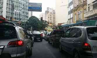 Passeata dos guardas municipais deixou trnsito lento no Hipercentro(foto: Jair Amaral/EM/DA Press)