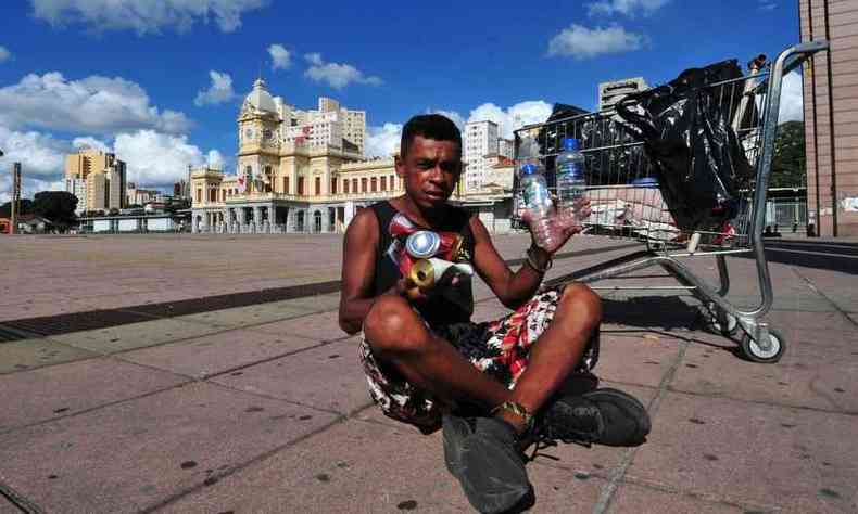Valdete Luiz Ferreira arrecadou R$ 100 por dia no carnaval de 2020; neste ano, est faturando 10 vezes menos(foto: Ramon Lisboa/EM/D.A Press)
