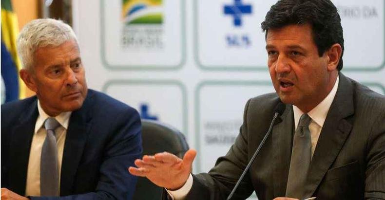 Ministro da Sa�de, Luiz Henrique Mandetta confirmou �bito e 291 casos de infectados no pa�s. Ele pediu que as pessoas cuidem dos idosos(foto: Marcello Carsal Jr/Ag�ncia Brasil)
