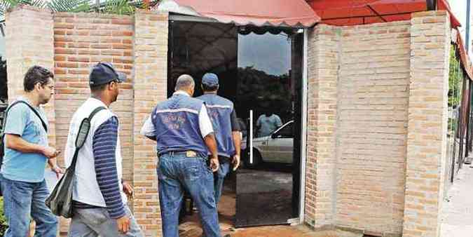 Boate de Betim visitada no ms passado por fiscais continua fechada: casas buscam se adaptar(foto: Paulo Filgueiras/EM/D.A Press - 30/01/13)