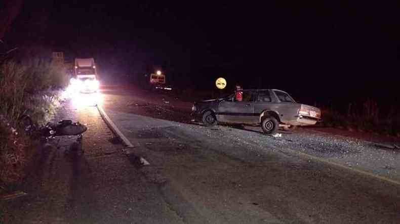 Motorista embriagado provoca morte de jovem na MG-290, em Jacutinga, no Sul de Minas(foto: Sarney Marques)