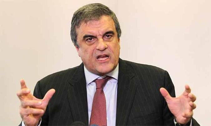 O ministro Jos� Eduardo Cardozo disser que o governo j� teve muitas vezes uma conviv�ncia absolutamente harm�nica com o Legislativo sem ter um petista na Mesa(foto: Michel Filho/Agencia O Globo S�o Paulo )