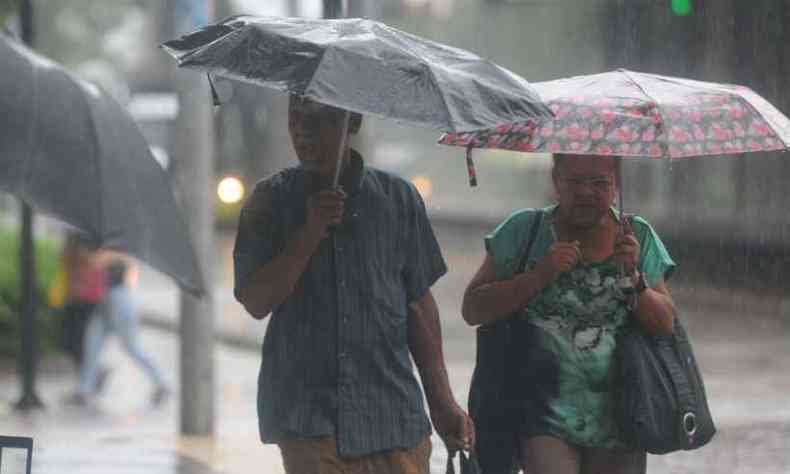 Chuva pode acontecer at 23h, segundo a Defesa Civil(foto: Leandro Couri/EM/D.A Press)