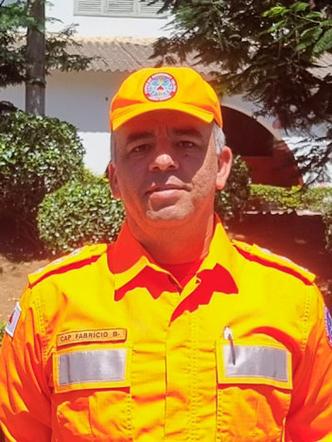 Capito Fabrcio Dalfior, instrutor de salvamento aqutico do Corpo de Bombeiros 