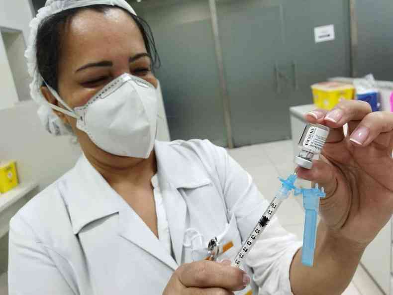 Sete mil doses da Astrazeneca sero destinadas para o incio da vacinao dos profissionais da Educao de Betim(foto: Prefeitura de Betim/Divulgao)