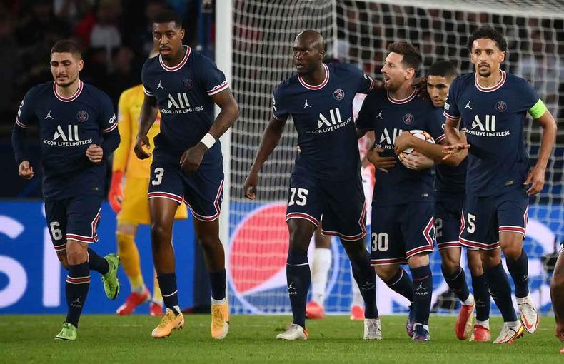 Messi marcou dois gols da vitória de 3 a 2 sobre o RB Leipzig(foto: FRANCK FIFE / AFP) Lionel Messi