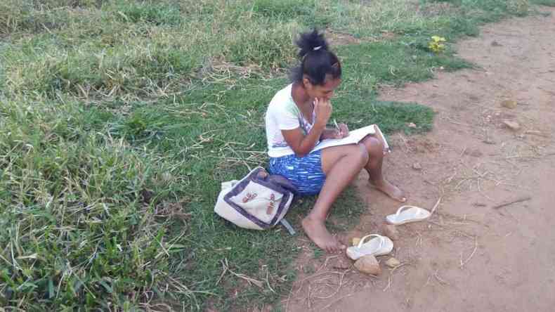 Local de estudos de Istefani Beatriz da Silva, de 16 anos, aluna do 9 ano do ensino fundamental(foto: Arquivo pessoal)