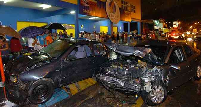 No dia do acidente, duas pessoas morreram e um garoto de 12 anos ficou ferido(foto: Jackson Romanelli/EM/D.A.Press)