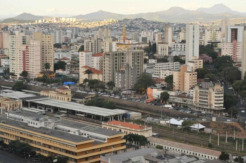 Belo Horizonte registra baixa umidade do ar(foto: Túlio Santos/EM/D.A Press) vista de BH