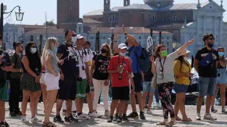 Turistas na Praa de So Marcos, em Veneza