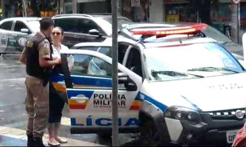 Mulher foi detida na tarde dessa quinta-feira no Bairro Santo Agostinho, na Regio Centro-Sul de Belo Horizonte(foto: WhatsApp/Reproduo)