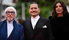 Acusado de violncia domstica, Johnny Depp  recebido com palmas em Cannes