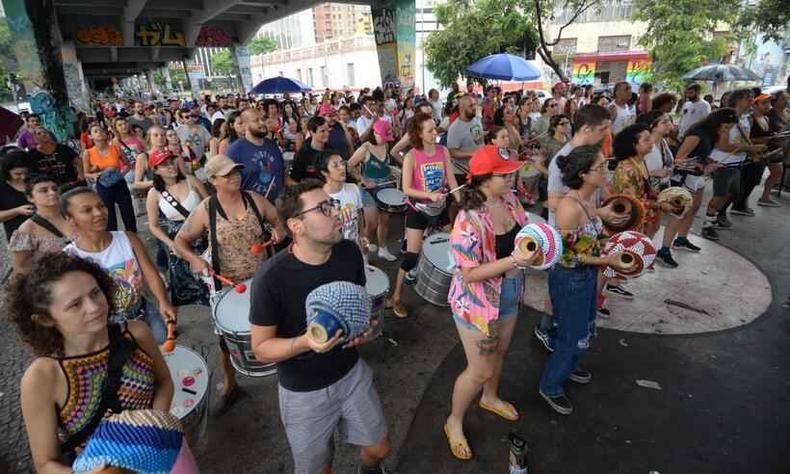 Integrantes do bloco Juventude Bronzeada 