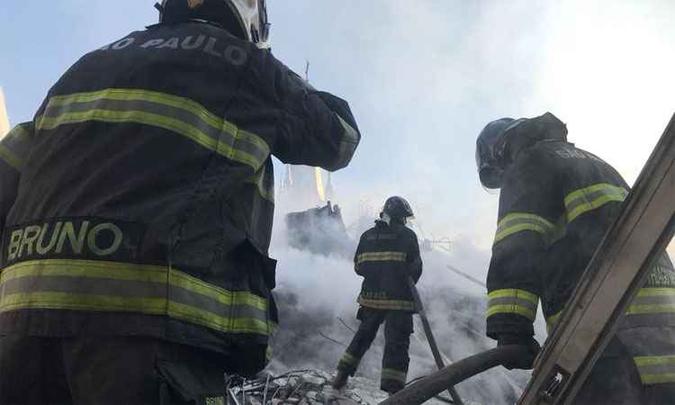 (foto: Facebook/ Corpo de Bombeiros da PMESP) (foto: Facebook/ Corpo de Bombeiros da PMESP)