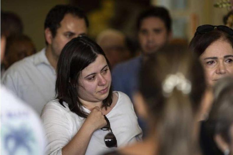 Smia e a famlia no estariam convencidos de que Diego e os mdicos foram mortos por engano. Por isso, continuaro acompanhando as investigaes