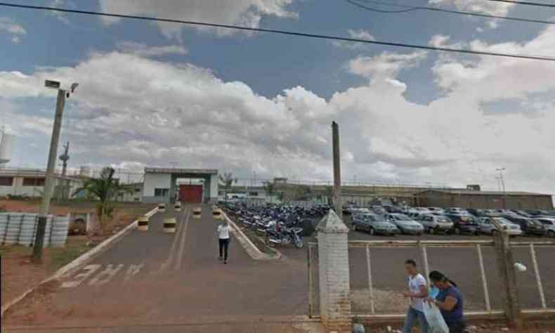 Detento, de 44 anos, estava na Penitenciria Professor Aluizio Ignacio de Oliveira, em Uberaba(foto: Reproduo/Google Street View)