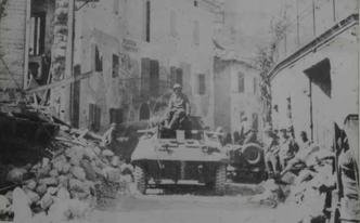 Reprodu��o de foto da tomada de Montese, no Museu da FEB, em 1945(foto: Beto Magalhaes/EM/D.A Press/Reproducao)