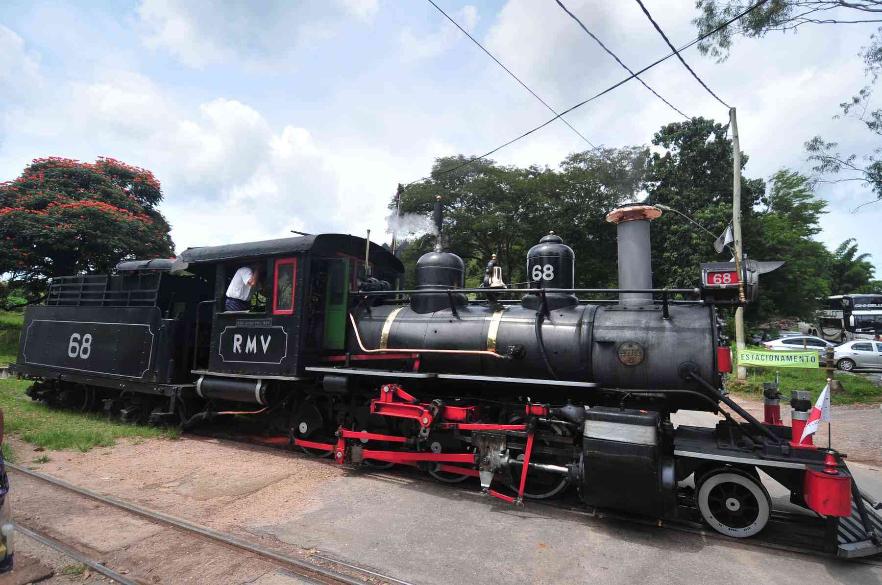 Trem Solta Fumaça