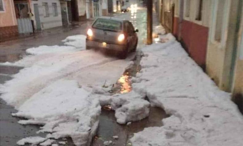 Uma das reas atingidas pela chuva de granizo em Alto Rio Doce