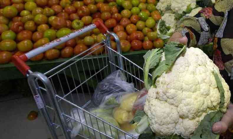 Frutas, legumes e hortalias no escaparam do aumento de preos em Belo Horizonte(foto: Gladyston Rodrigues/EM/D.A Press)