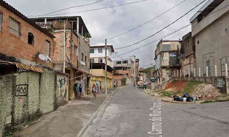 Policiais estavam na Rua Carmo do Rio Claro quando advogada passou em alta velocidade(foto: Reproduo da internet/Google Maps)