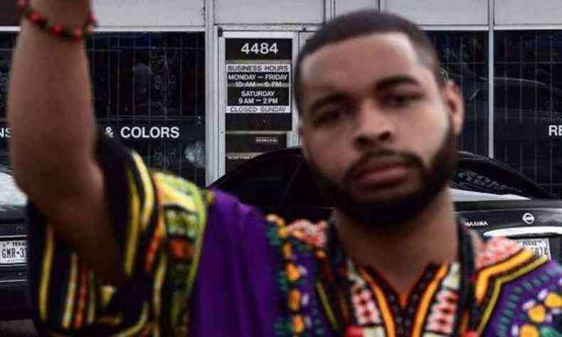 Atirador de Dallas foi identificado como Micah Johnson (foto: Reproduo/Facebook)