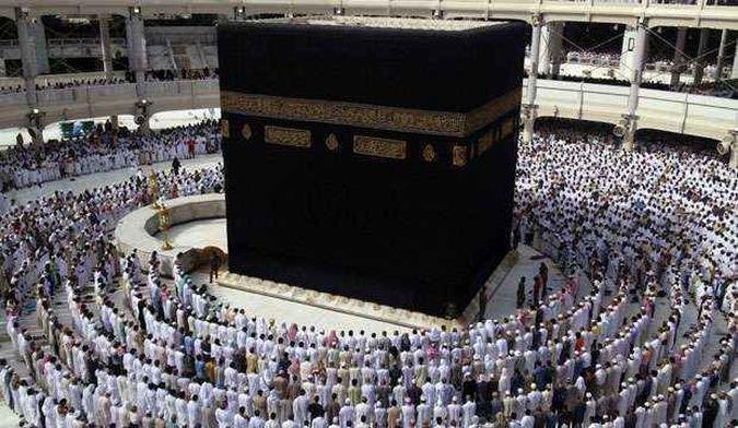 Domo da Rocha, principal local de oração dos Muçulmanos. Grandes aglomerações ajudam a espalhar vírus da gripe(foto: REUTERS/Mohamed Alhwaity) Domo da Rocha, principal local de oração dos Muçulmanos. Grandes aglomerações ajudam a espalhar vírus da gripe(foto: REUTERS/Mohamed Alhwaity)