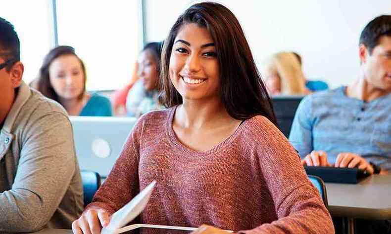 A um ms do Enem, estudantes buscam cursos de reviso(foto: Educa Mais Brasil)