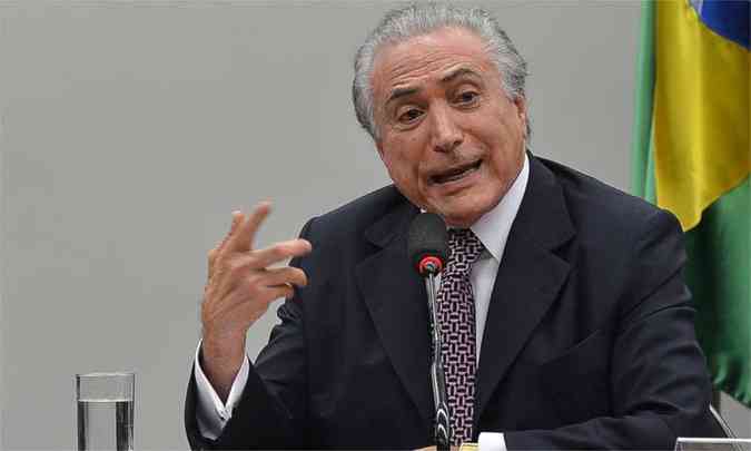 O vice-presidente em exerccio Michel Temer assegurou estar confiante na aprovao do ajuste fiscal no Senado(foto: Antnio Cruz/Agncia Brasil)
