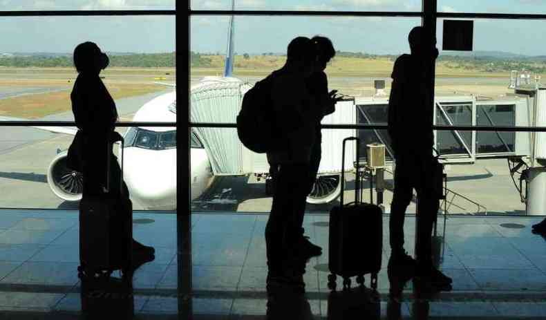 Com alta nas buscas por passagens, Belo Horizonte ter voos extras no prximo feriado(foto: Leandro Couri/EM/D.A Press)