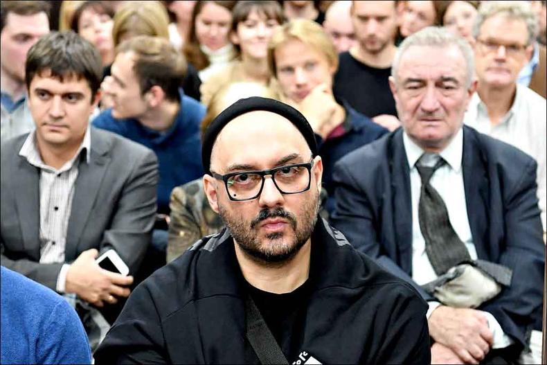 Kirill Serebrennikov, diretor do aclamado Leto, é conhecido por misturar política, sexualidade e religião em suas criações (foto: Kirill KUDRYAVTSEV/afp) Kirill Serebrennikov, diretor do aclamado Leto, é conhecido por misturar política, sexualidade e religião em suas criações (foto: Kirill KUDRYAVTSEV/afp)