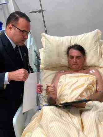Jair Bolsonaro est despachando do Hospital Israelita Albert Einstein (foto: PRESIDNCIA DA REPBLICA/DIVULGAO)