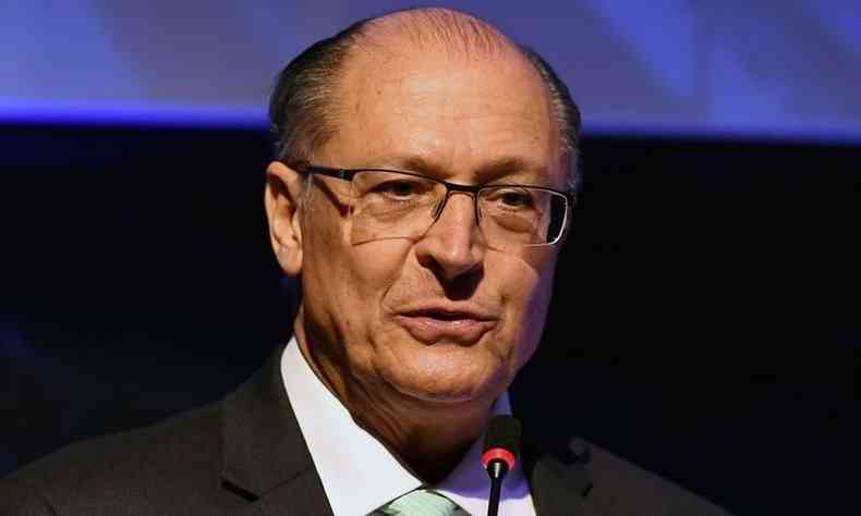 Alckmin acusou Bolsonaro de envolvimento com polticos que esto presos(foto: AFP)