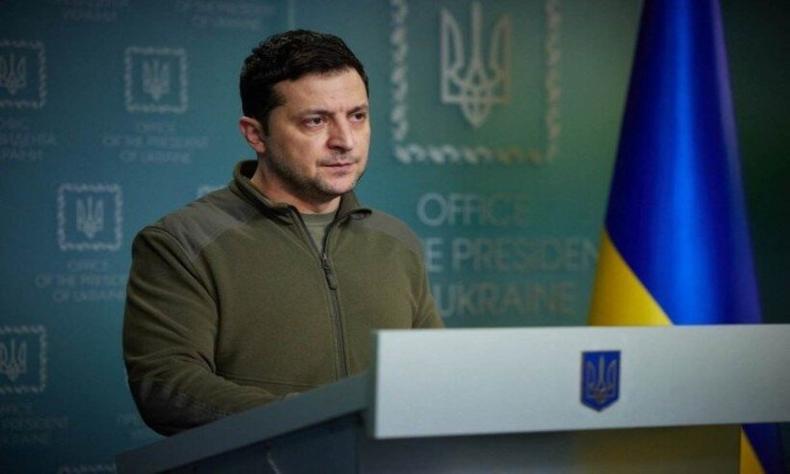 Presidente ucraniano em um palanque