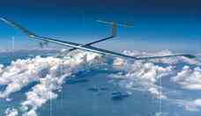 Aeronave movida a energia solar passa 26 dias no ar e bate recorde de voo no tripulado mais longo
