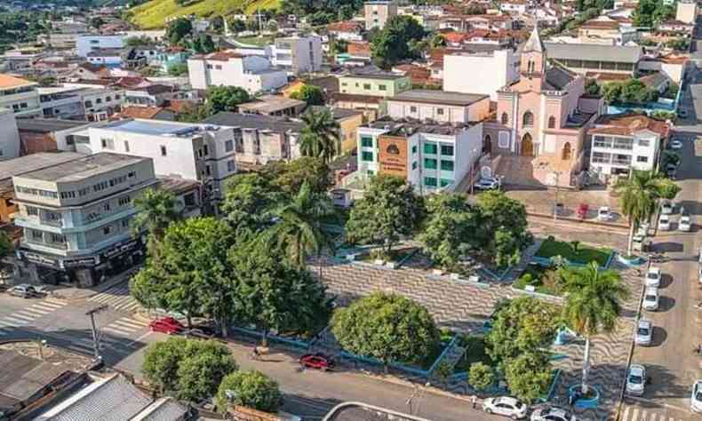 Vista de Mantena