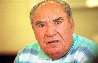 Samuel Klein veio para o Brasil em 1952 e se naturalizou em 1957(foto: Foto de arquivo de 24/11/2003)