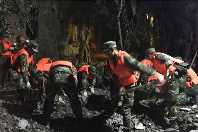 Terremoto na China mata pelo menos 19 pessoasSTR/AFP