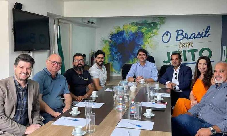 Membros do PSD se renem para discutir eleies