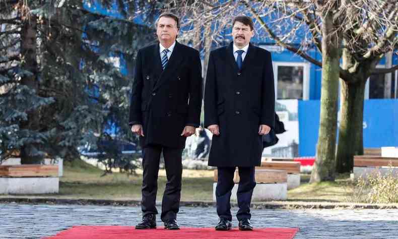Presidente Jair Bolsonaro (PL) e presidente da Hungria János Áder